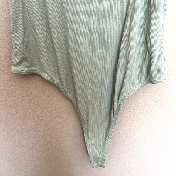 Missguided Plus Ribbed Sleeveless Thong Bodysuit - Picture 3 of 7